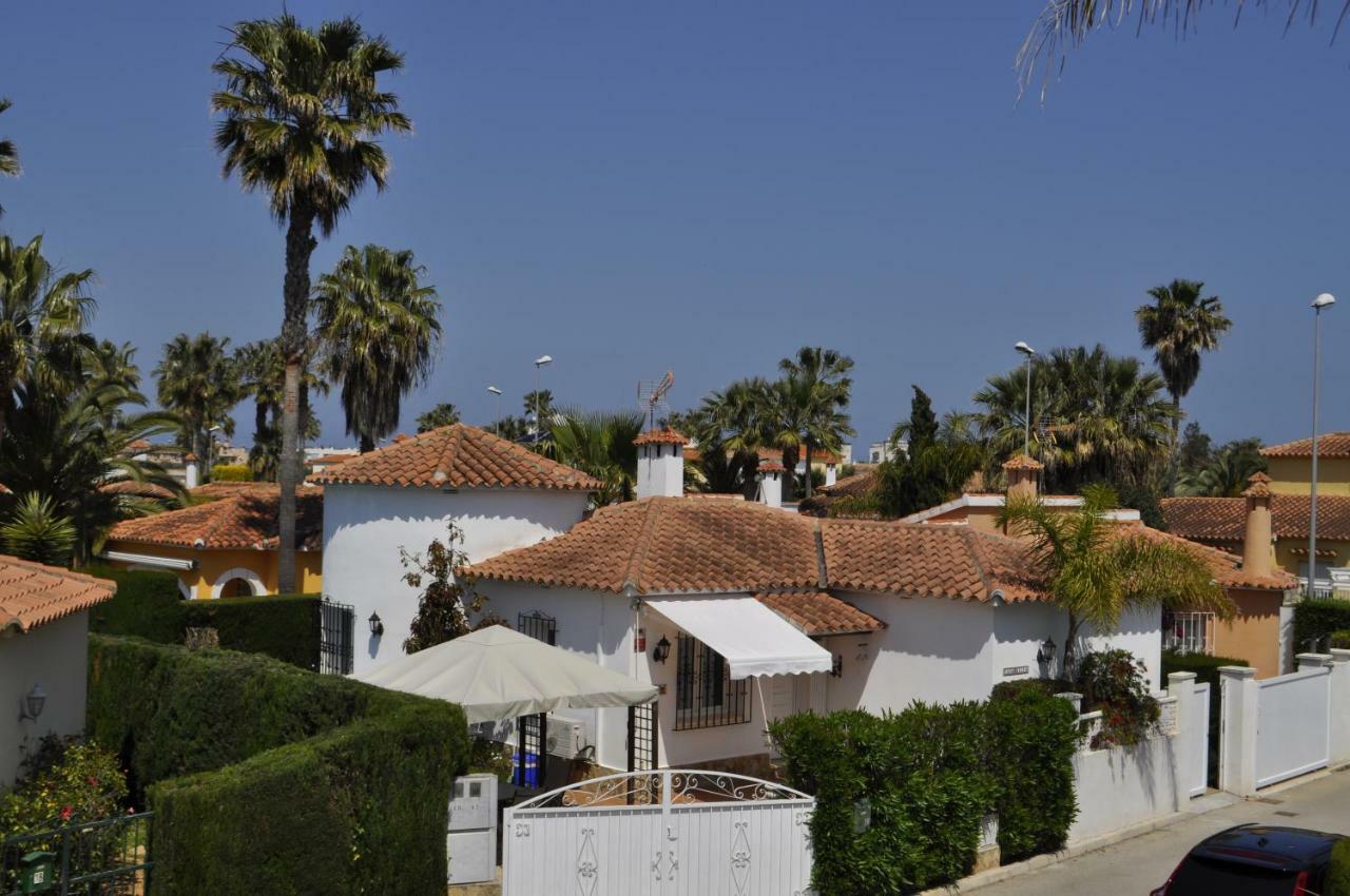 Family Beach Villa Rubens Oliva Kültér fotó